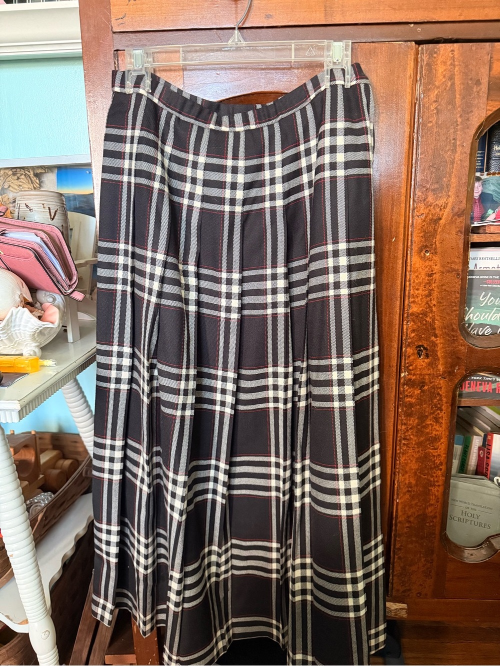 VTG Pendleton 100% Virgin Wool Black Plaid Women’s Size 12 Long Skirt